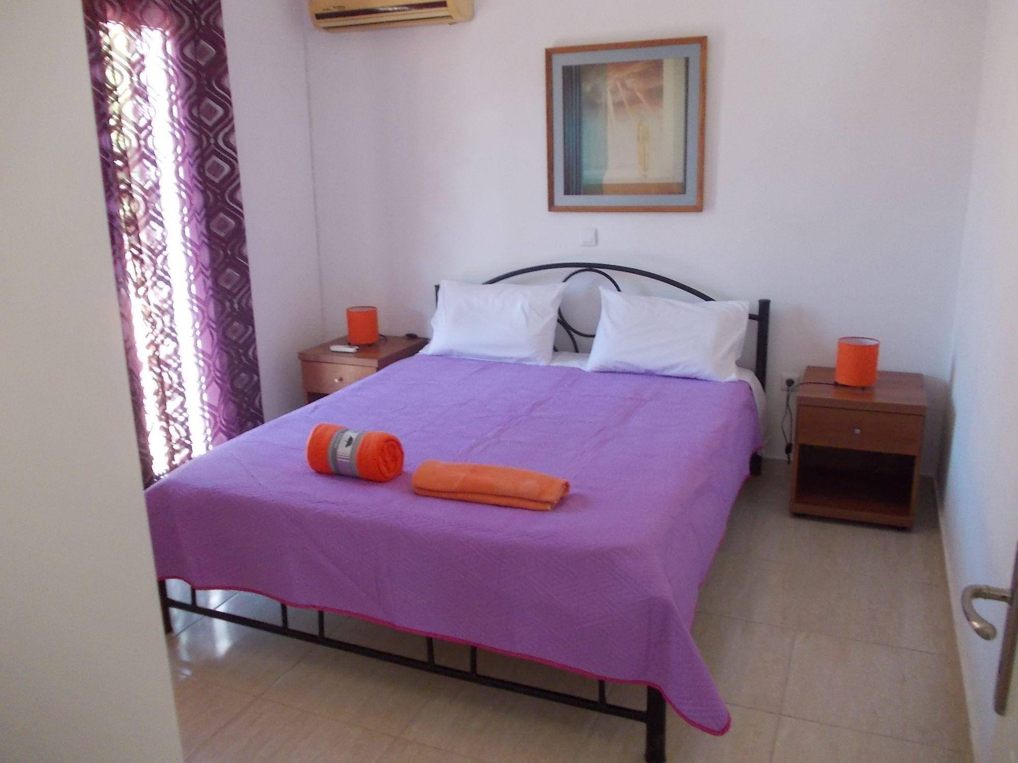 Sarakinos Apartments Barbati Buitenkant foto