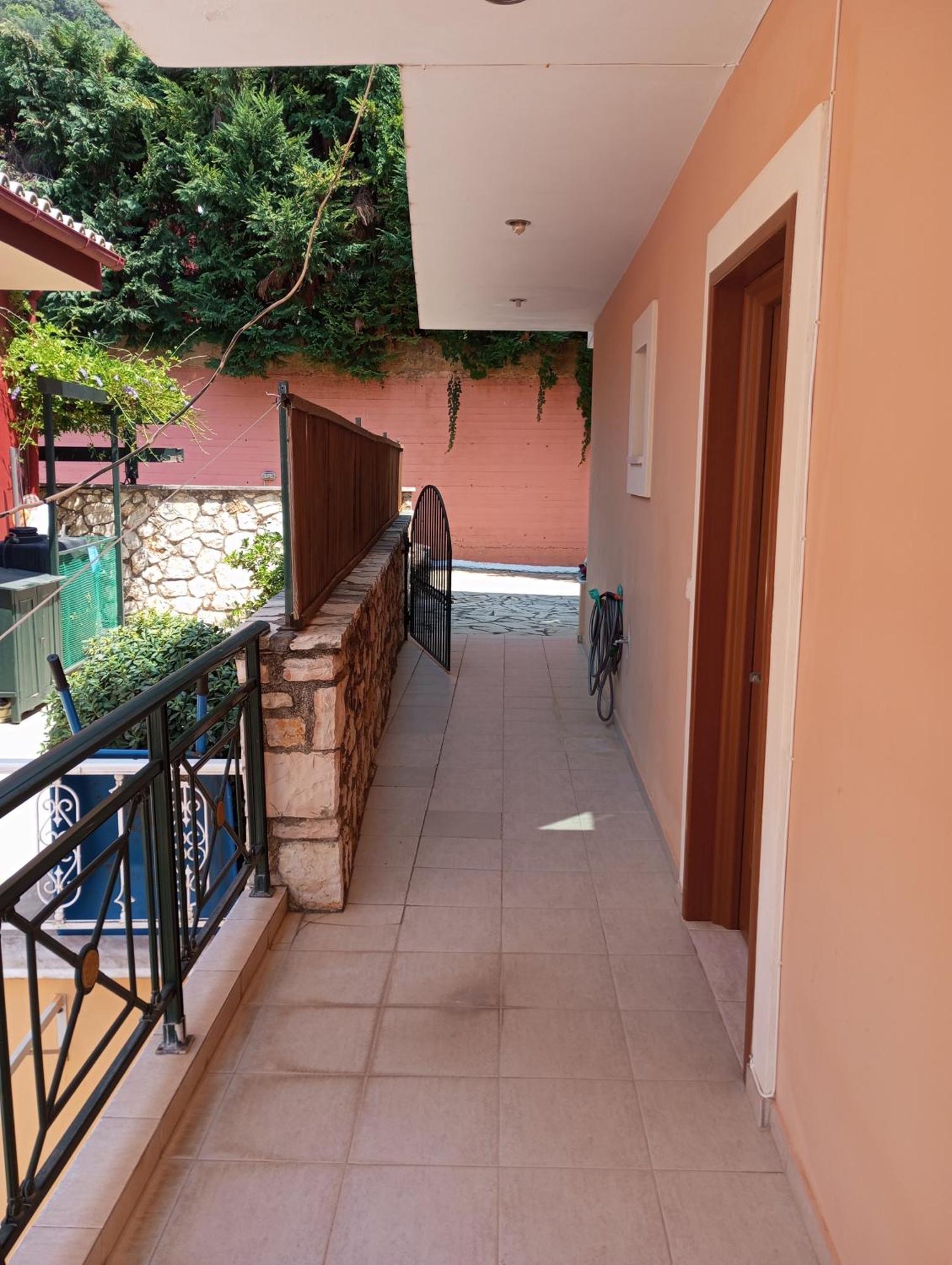 Sarakinos Apartments Barbati Buitenkant foto