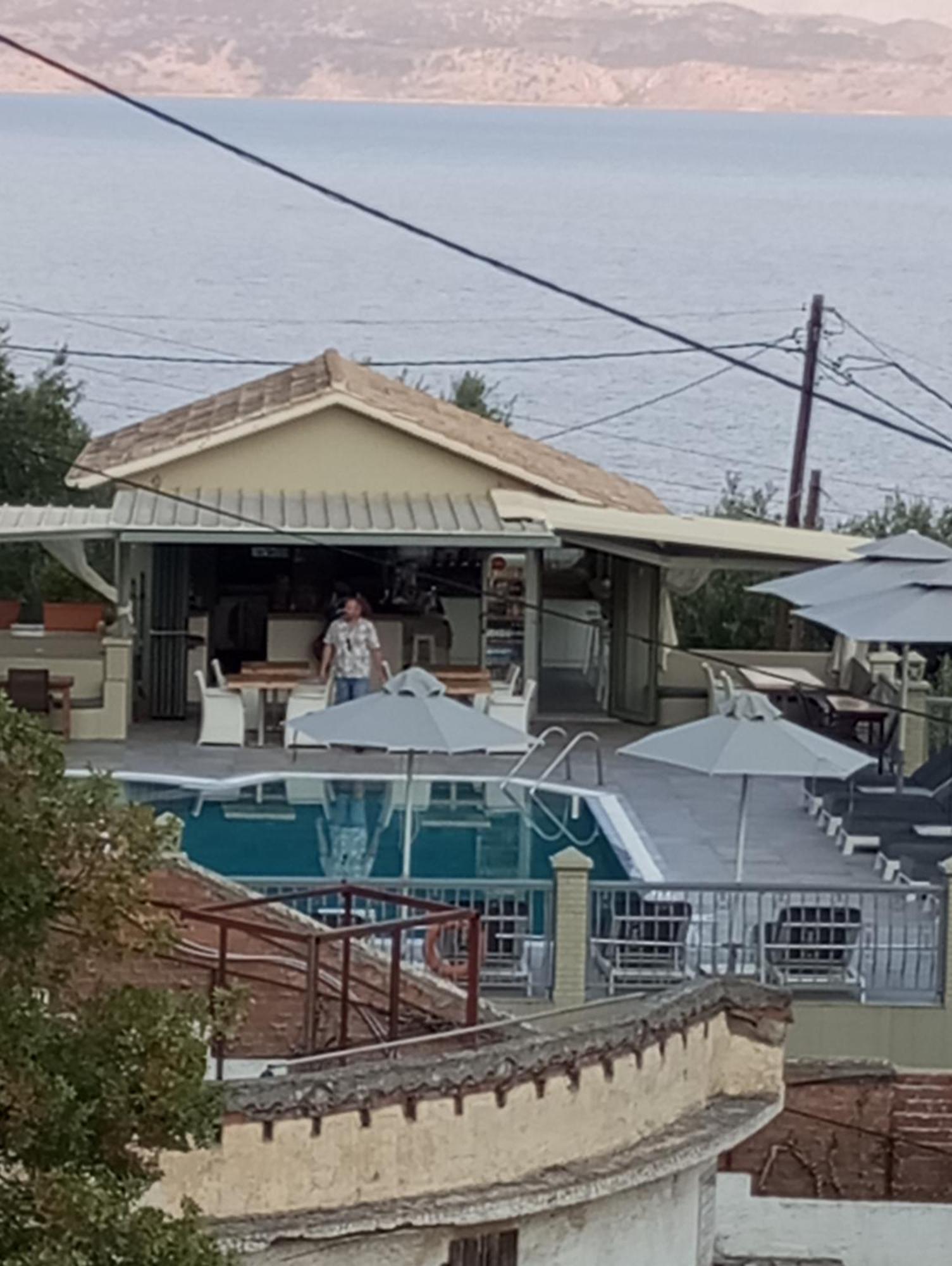 Sarakinos Apartments Barbati Buitenkant foto