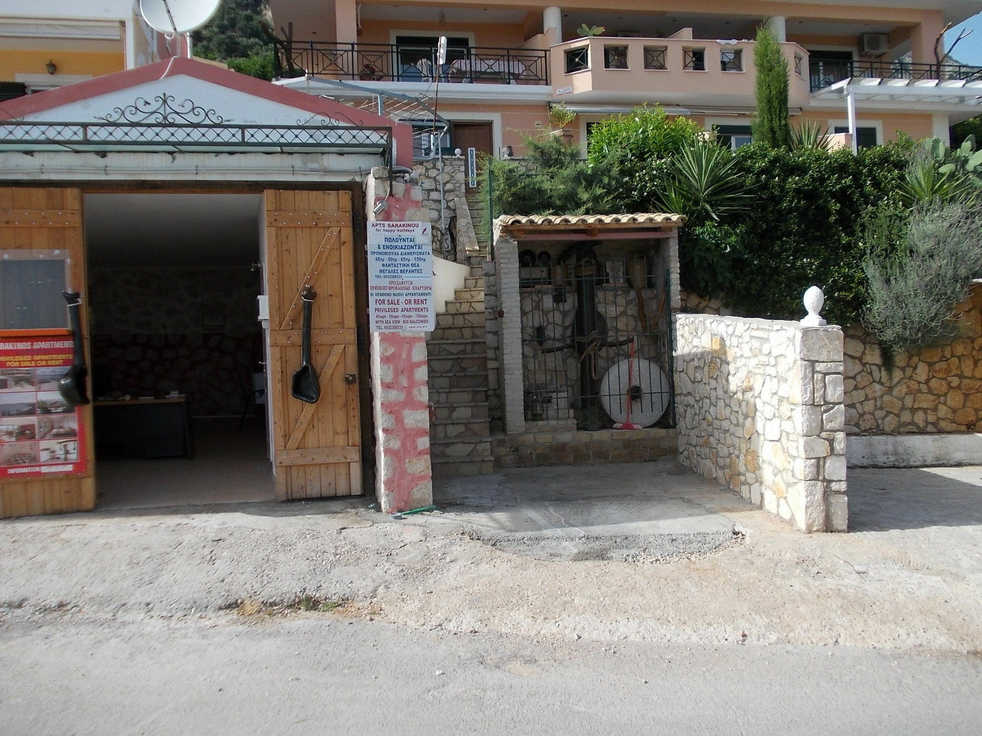 Sarakinos Apartments Barbati Buitenkant foto