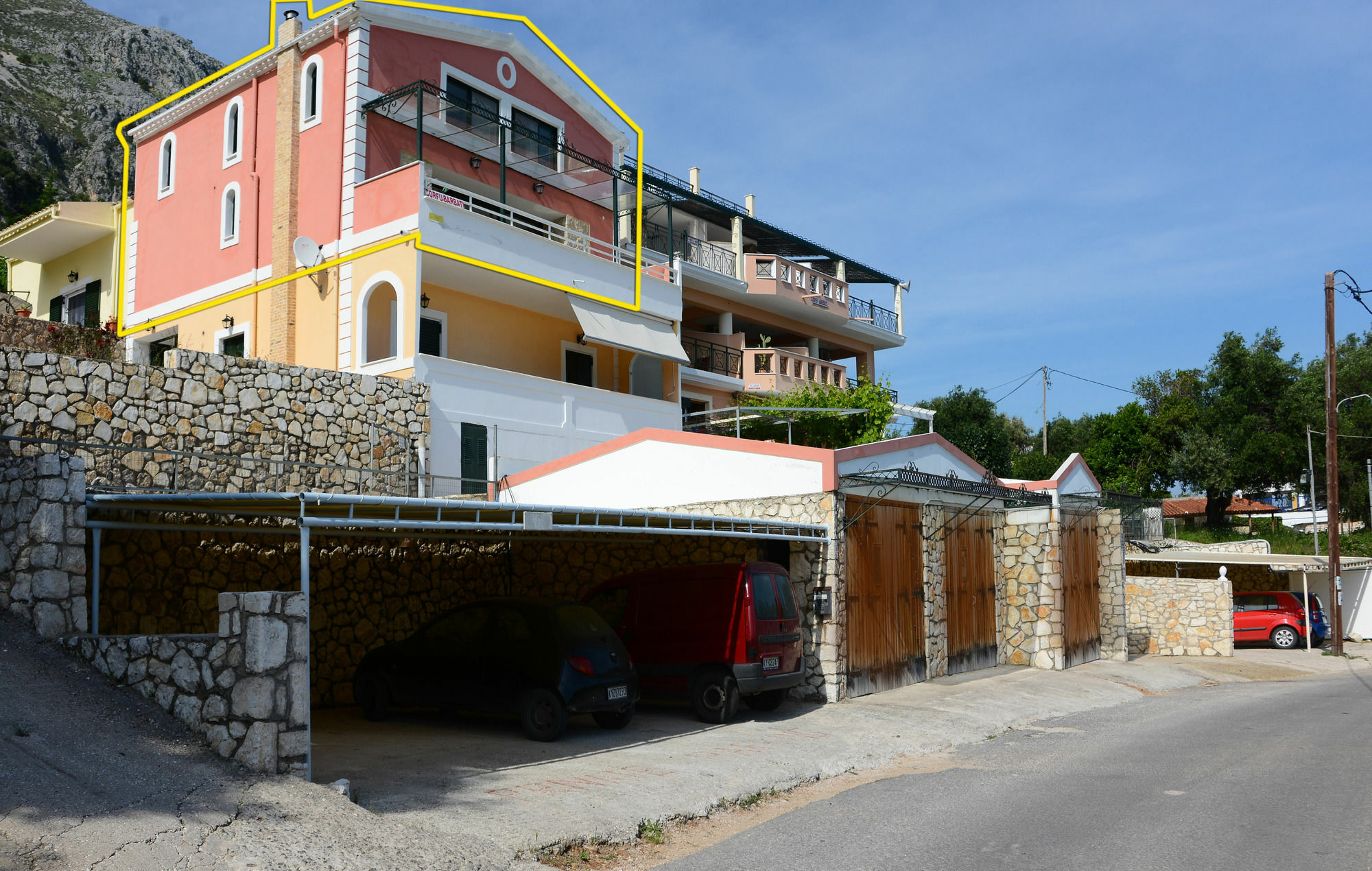Sarakinos Apartments Barbati Buitenkant foto