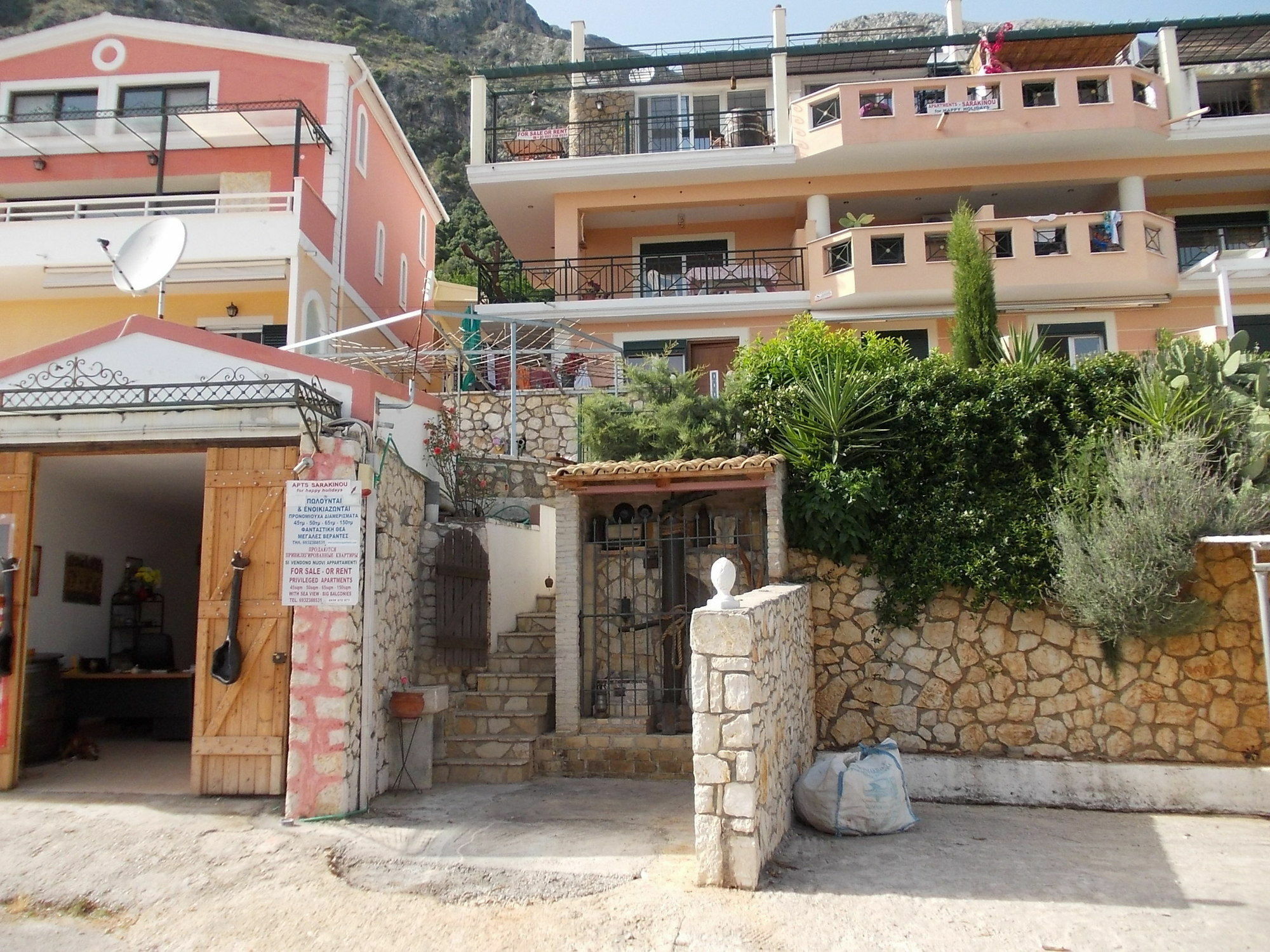 Sarakinos Apartments Barbati Buitenkant foto