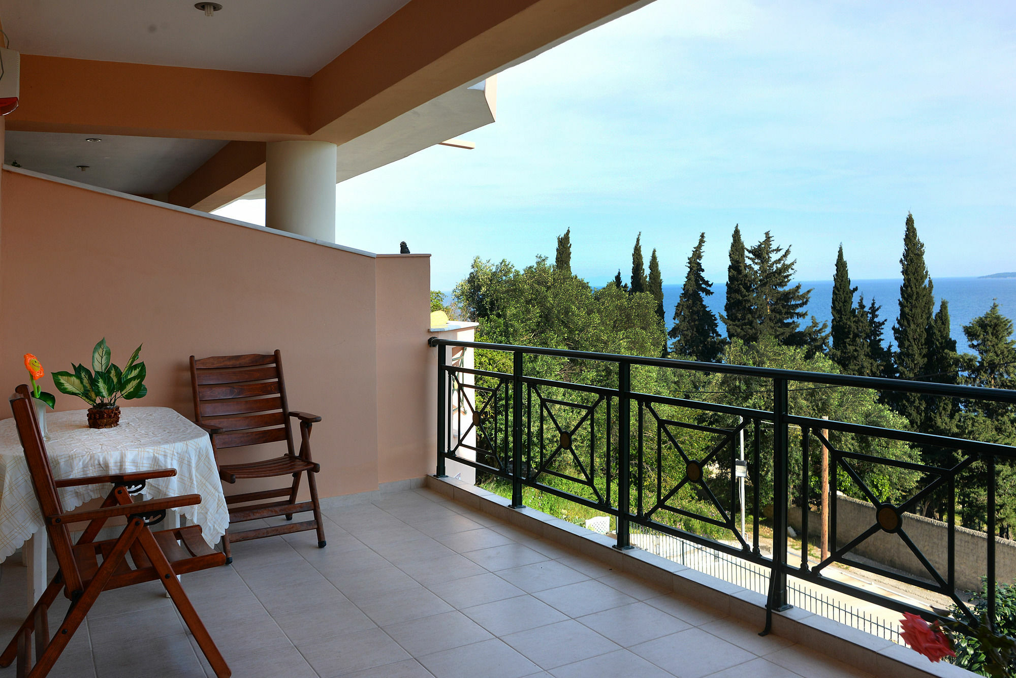 Sarakinos Apartments Barbati Buitenkant foto